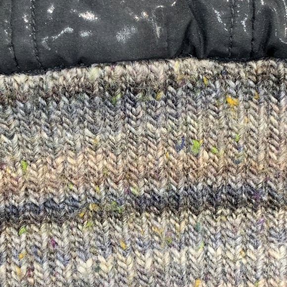 Dolce and Gabbana Light Puffer Hooded Men’s Vest - Picture 8 of 8